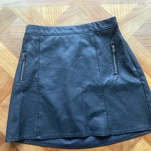 NWT black Abercrombie Kids leather skirt with zipper at sides - size 13/14